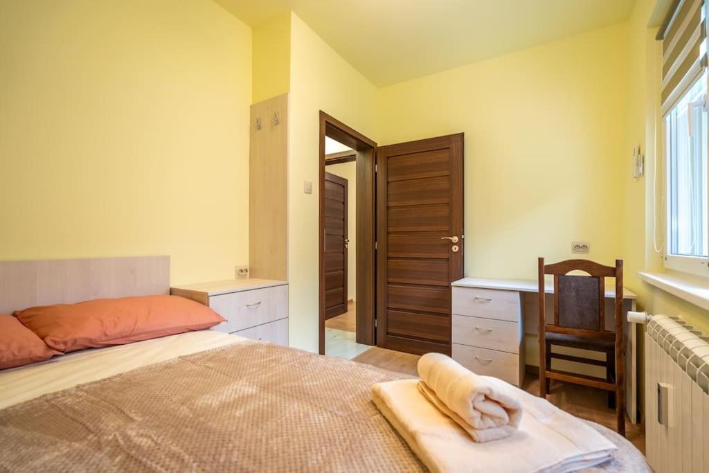 Top Location Central New & Spacious 3 Bdr Apt Medical Academy Szófia Kültér fotó